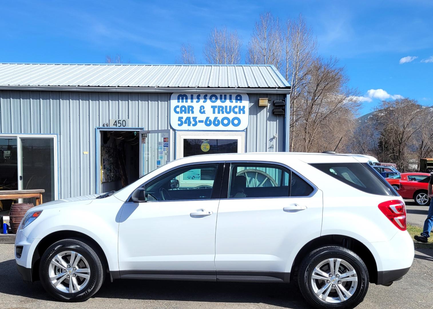 2017 White /Black Chevrolet Equinox LS 2WD (2GNALAEK3H1) with an 2.4L L4 DOHC 16V FFV engine, 6A transmission, located at 450 N Russell, Missoula, MT, 59801, (406) 543-6600, 46.874496, -114.017433 - Nice Front Wheel Drive SUV. 2.4L I4 Engine. 6 Speed Automatic Transmission. Bluetooth. Backup Camera. Air. Cruise. Tilt. Power Windows and Locks. - Photo#0